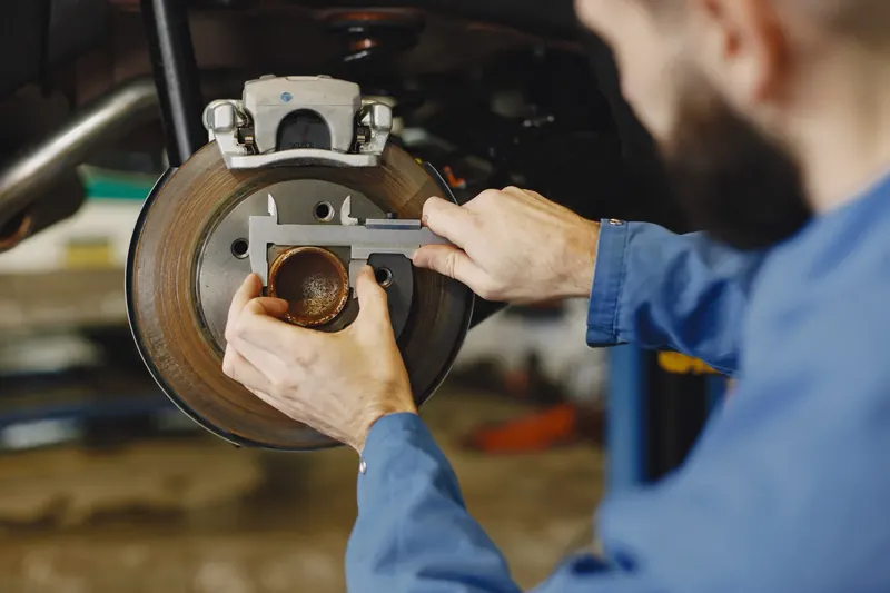 Brake pads and discs check
